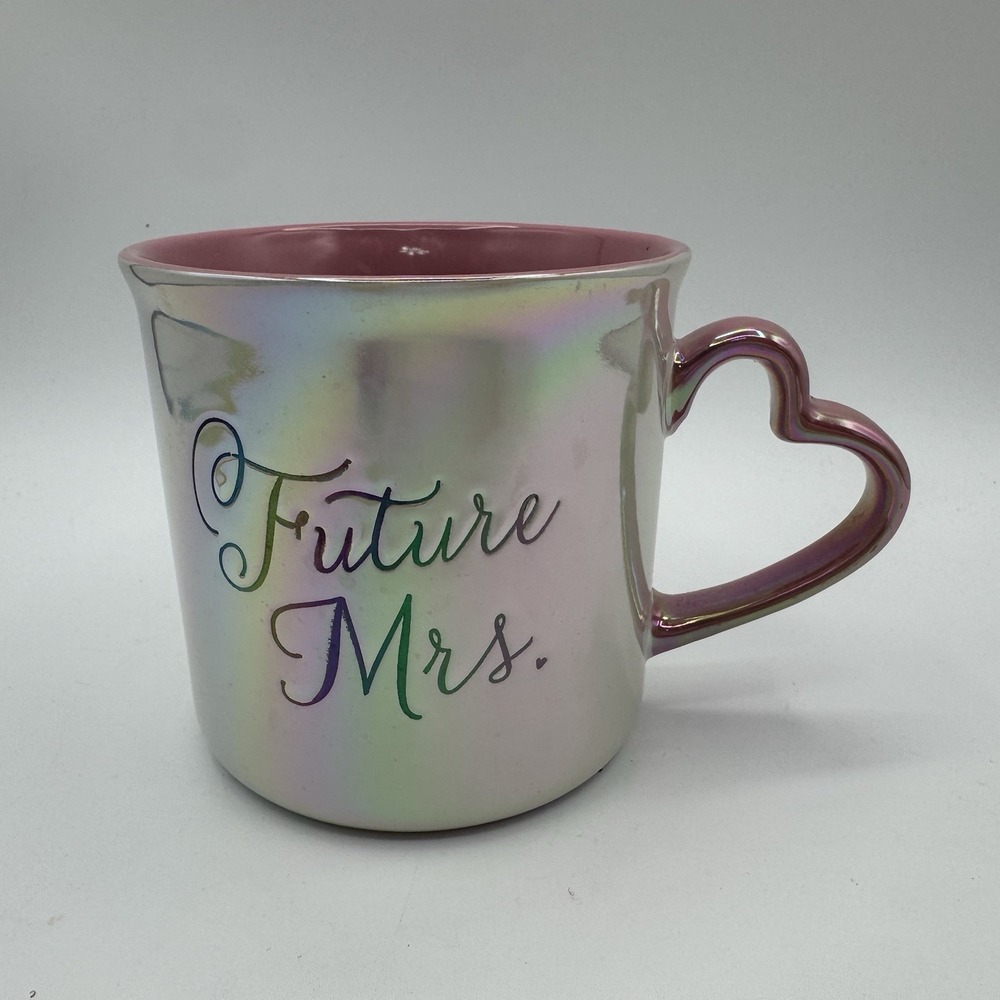 "FUTURE MRS" Mug Coffee Tea Pink Heart Handle Iridescent Jessica Simpson Bride